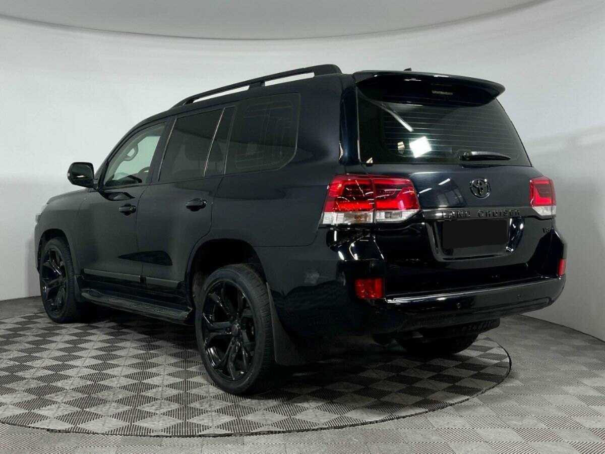 Купить Toyota Land Cruiser с пробегом. Фото: #6