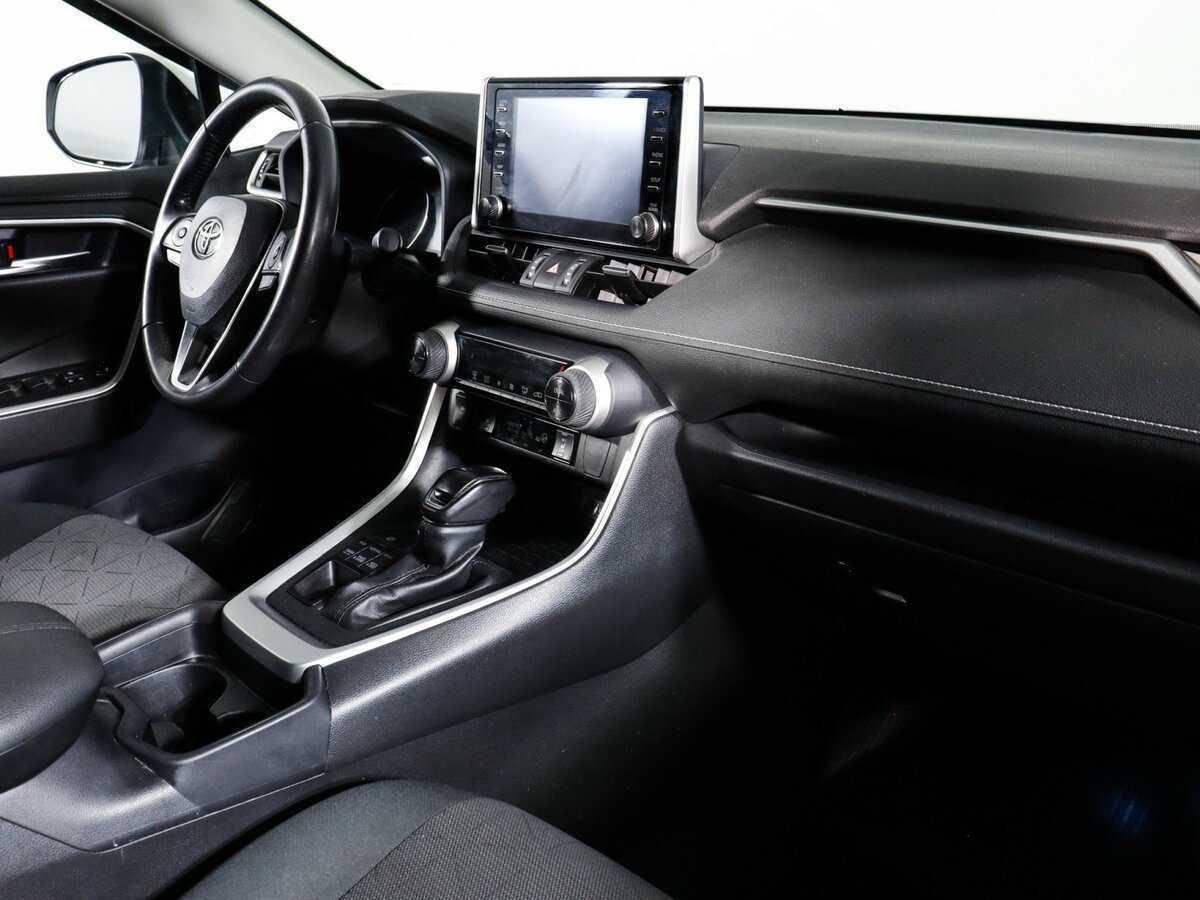 Купить Toyota RAV4 с пробегом. Фото: #8