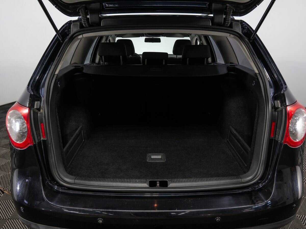 Купить Volkswagen Passat с пробегом. Фото: #18