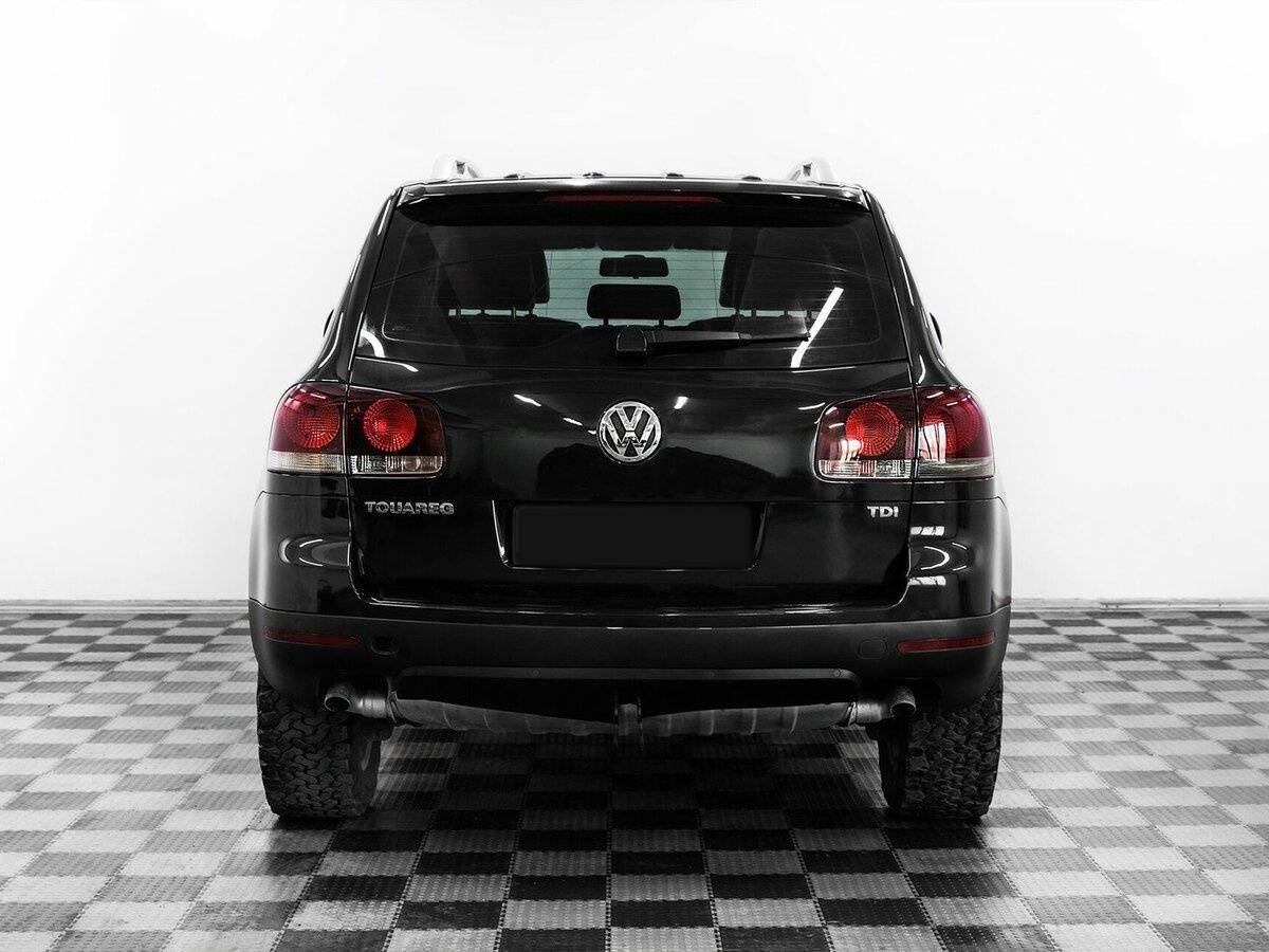 Купить Volkswagen Touareg с пробегом. Фото: #4