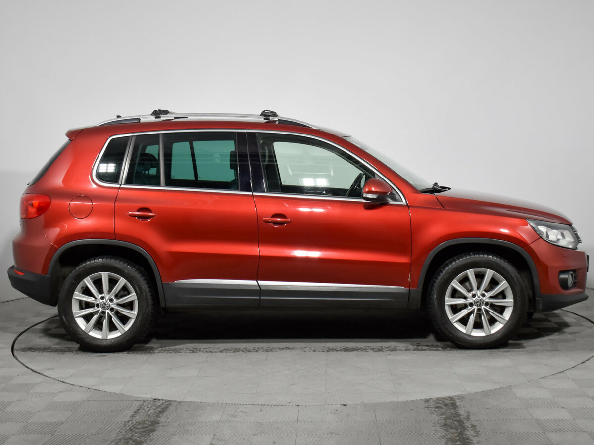Купить Volkswagen Tiguan с пробегом. Фото: #3