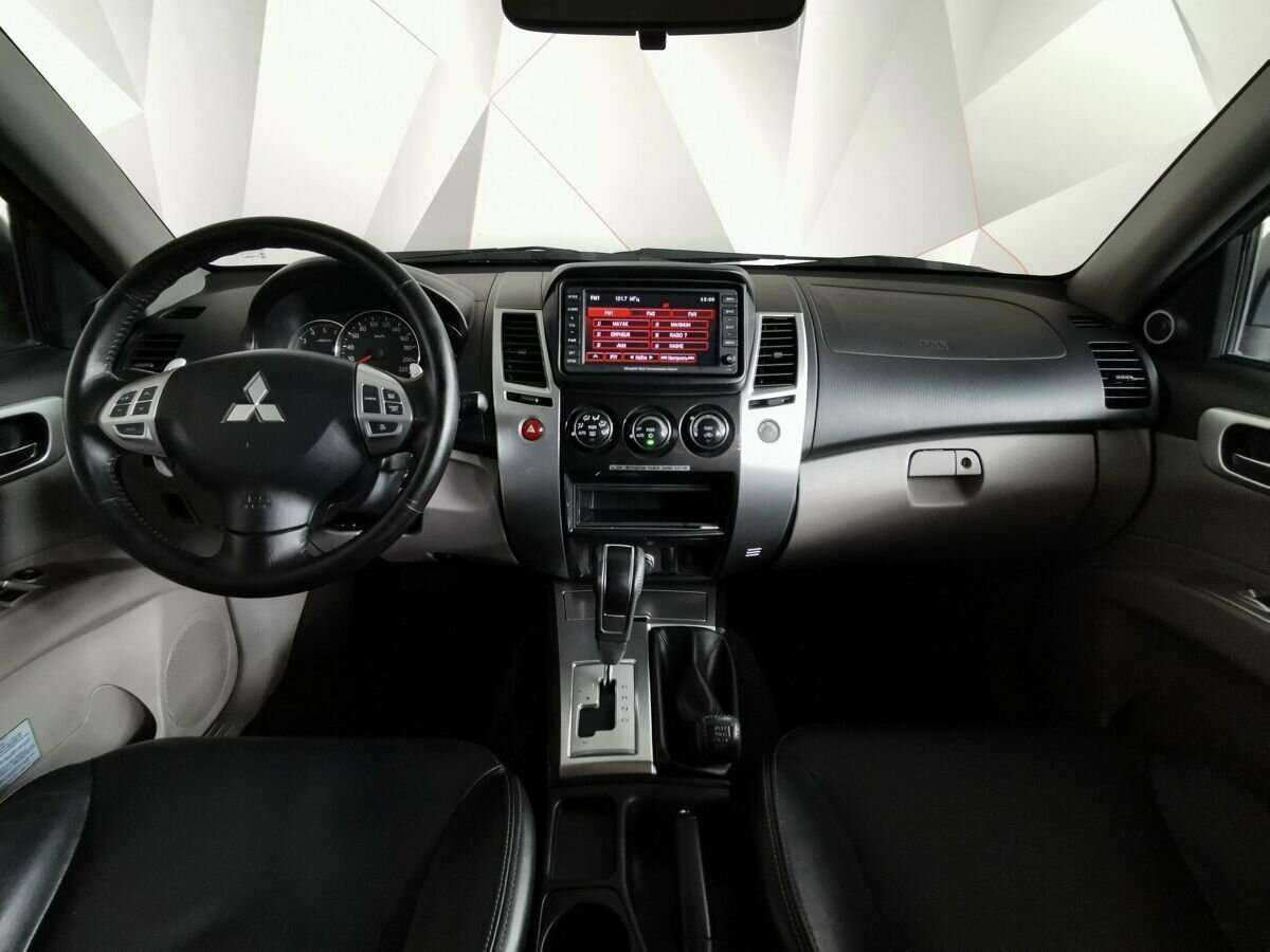 Купить Mitsubishi Pajero Sport с пробегом. Фото: #9