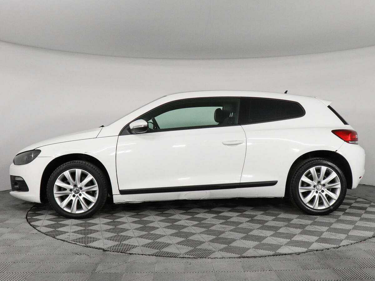 Купить Volkswagen Scirocco с пробегом. Фото: #7