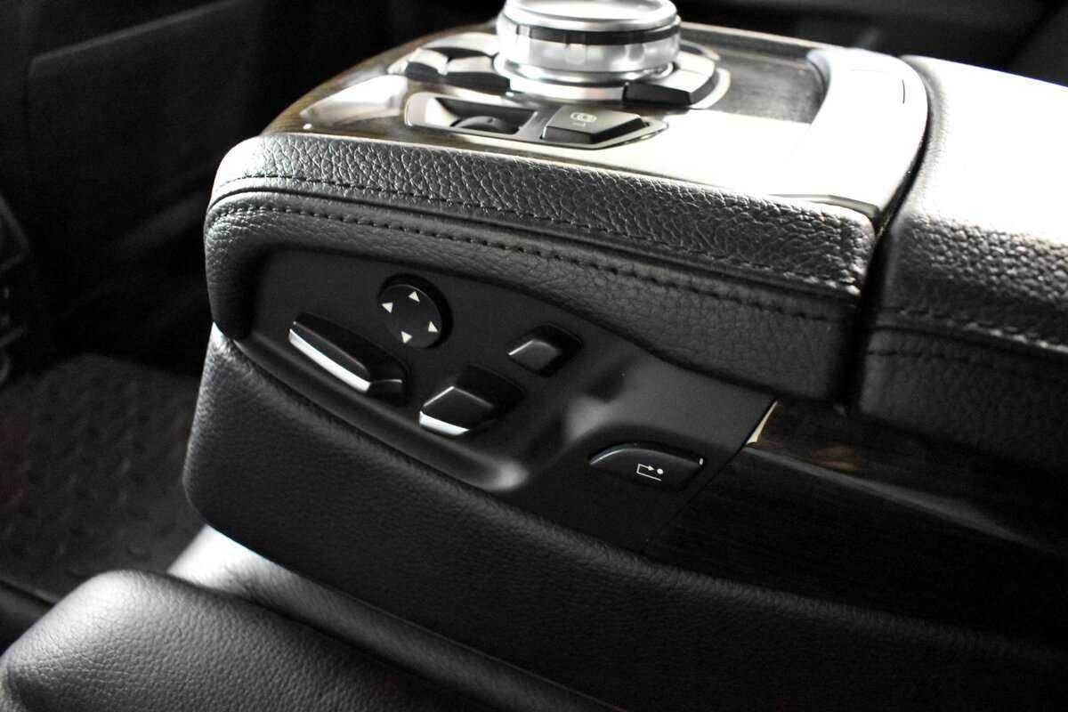 Купить BMW 7 серии с пробегом. Фото: #14