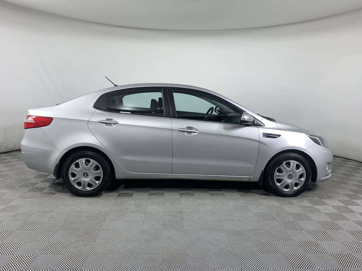 Купить Kia Rio с пробегом. Фото: #3