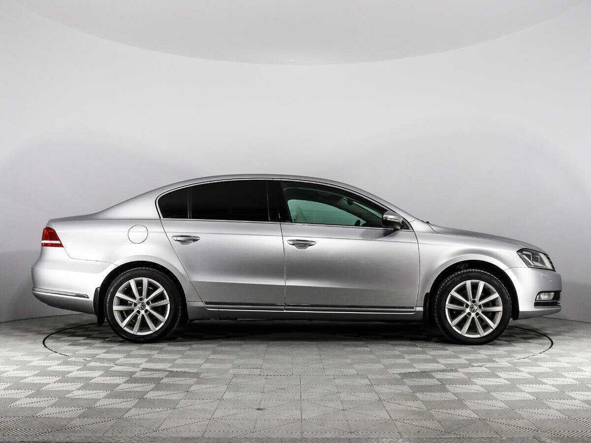Купить Volkswagen Passat с пробегом. Фото: #3