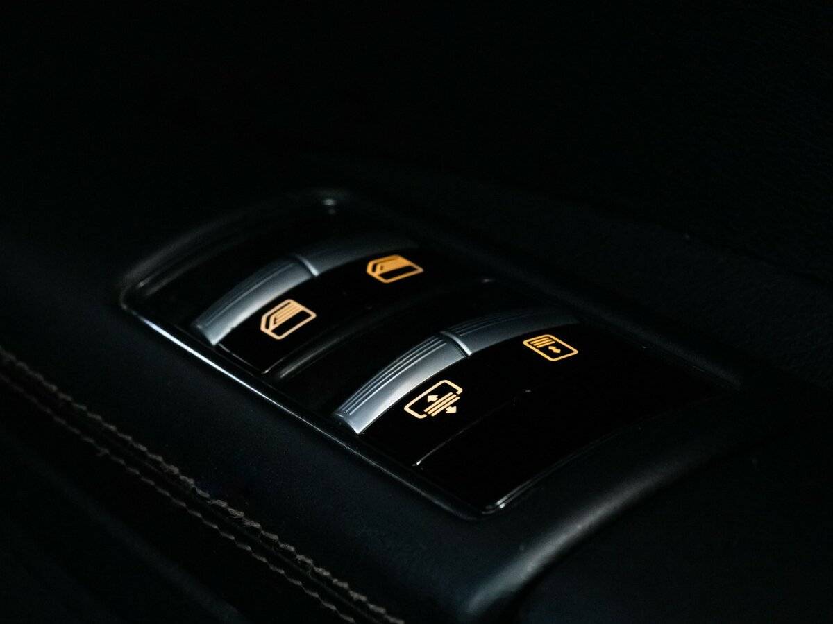 Купить Mercedes-Benz S-Класс с пробегом. Фото: #26