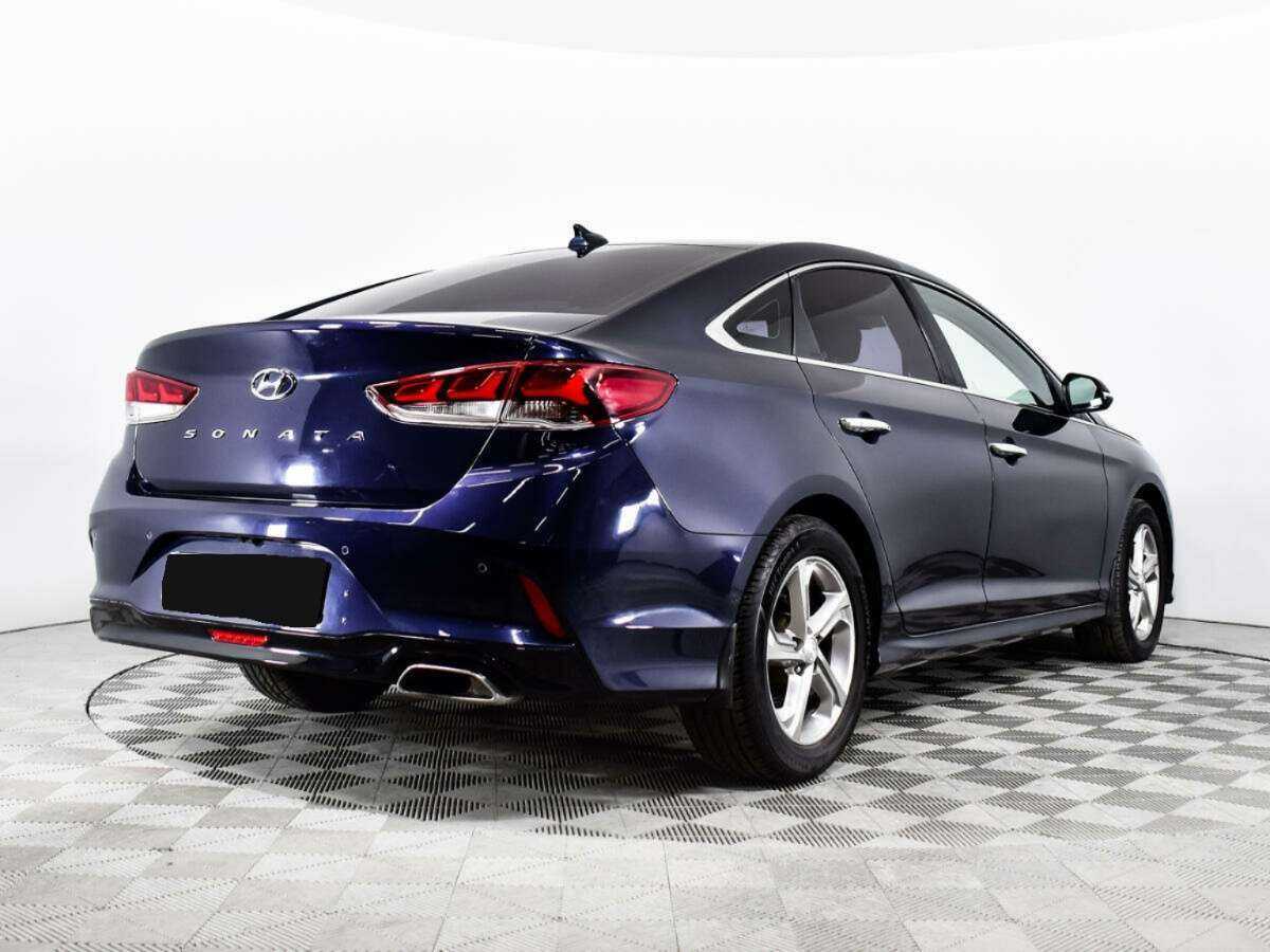 Купить Hyundai Sonata с пробегом. Фото: #4