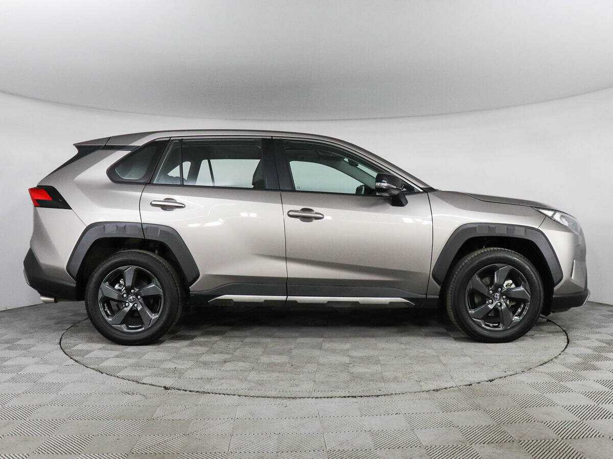 Купить Toyota RAV4 с пробегом. Фото: #3