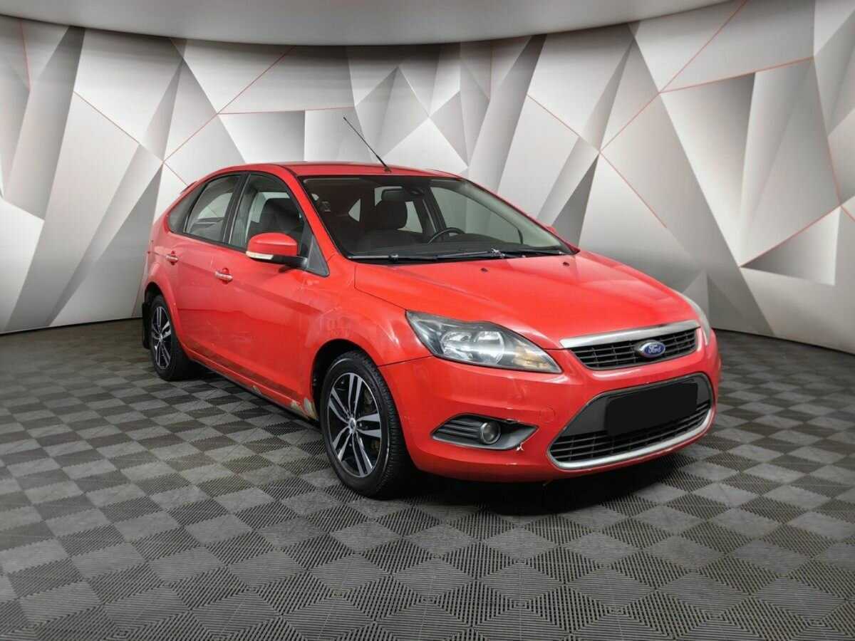 Купить Ford Focus с пробегом. Фото: #2