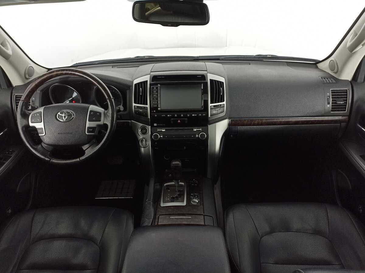 Купить Toyota Land Cruiser с пробегом. Фото: #13