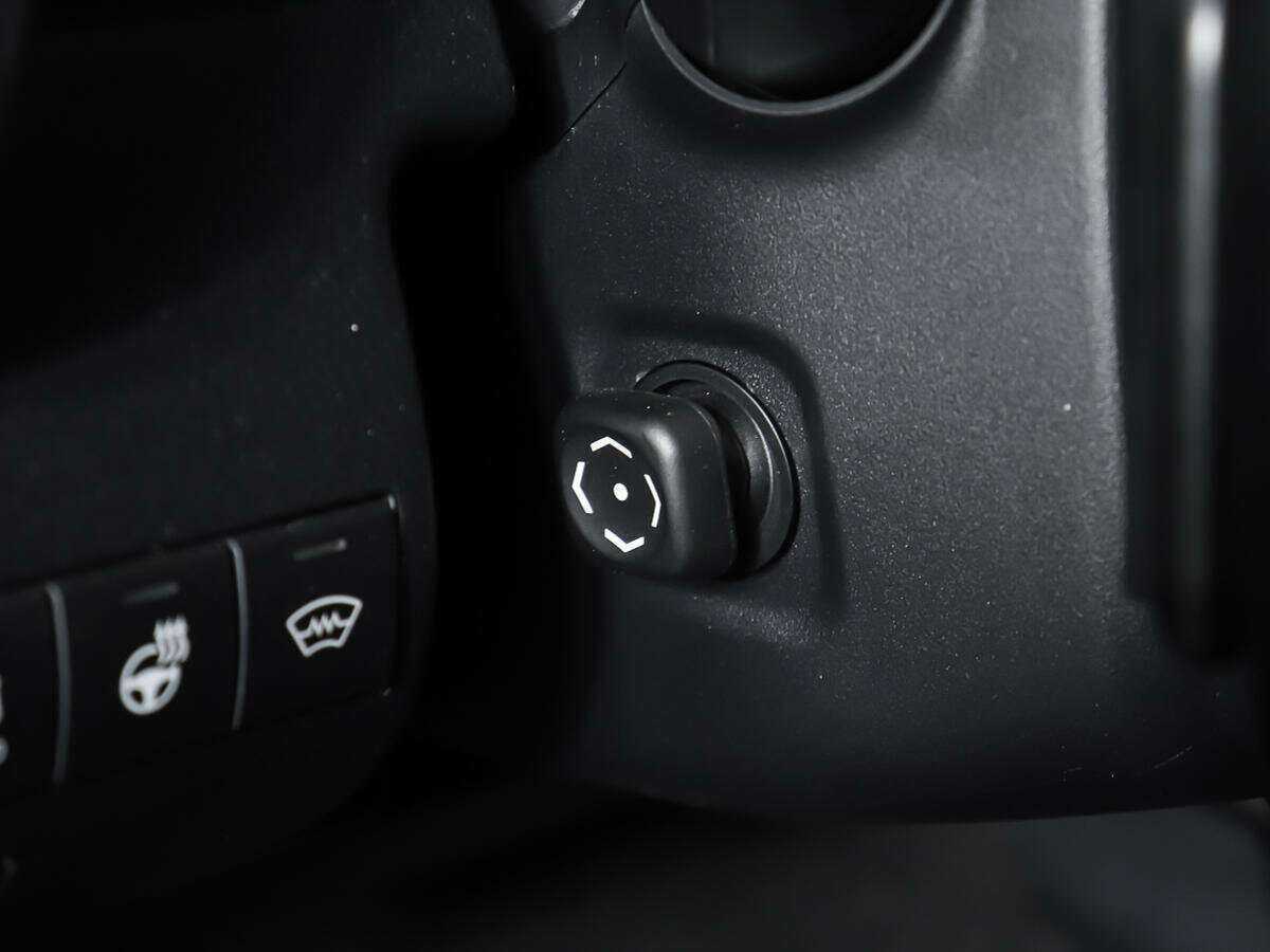 Купить Toyota Camry с пробегом. Фото: #16