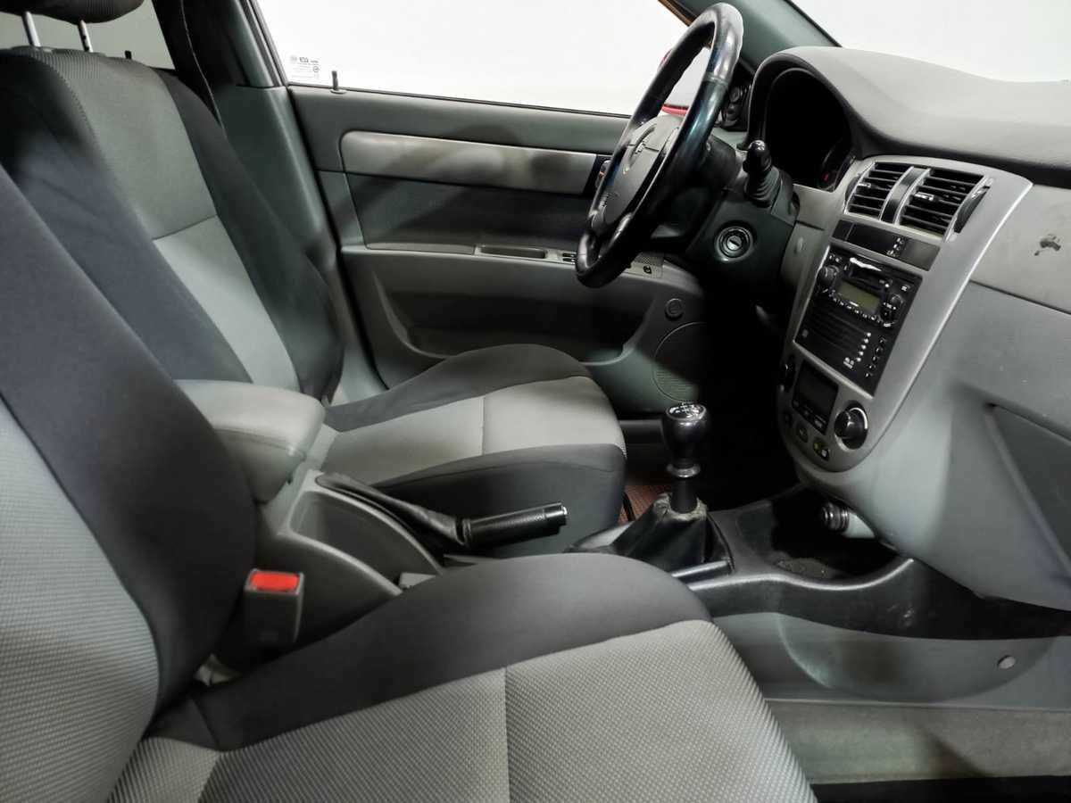 Купить Chevrolet Lacetti с пробегом. Фото: #9