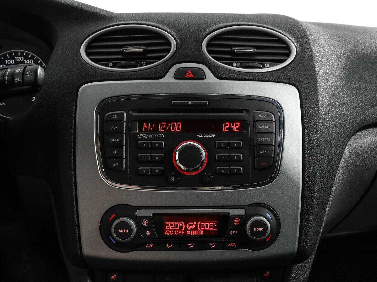 Купить Ford Focus с пробегом. Фото: #12