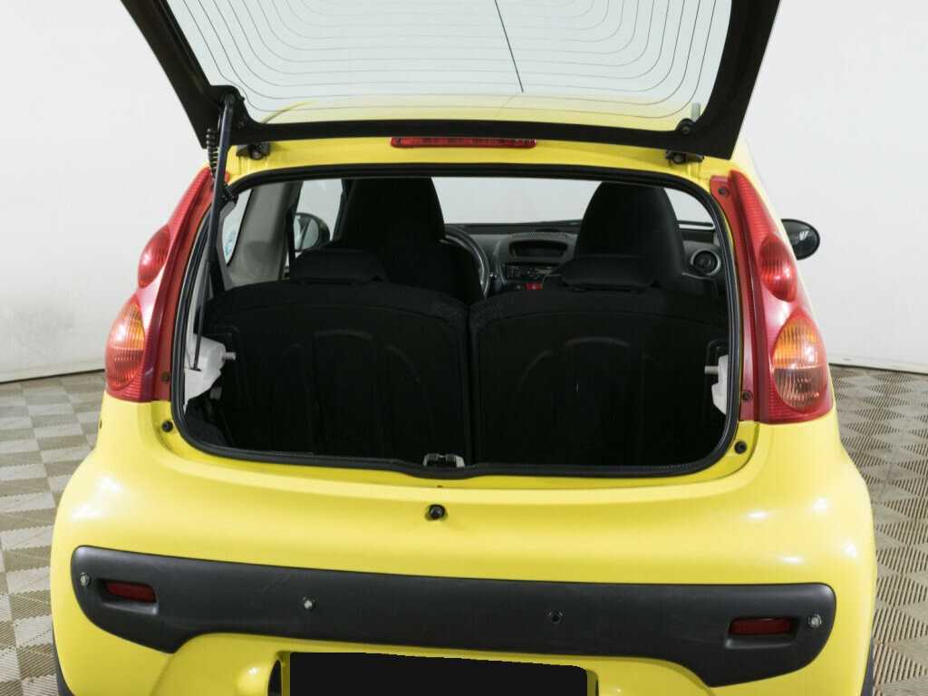 Купить Peugeot 107 с пробегом. Фото: #8