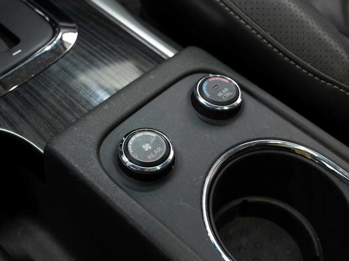 Купить Nissan Pathfinder с пробегом. Фото: #27