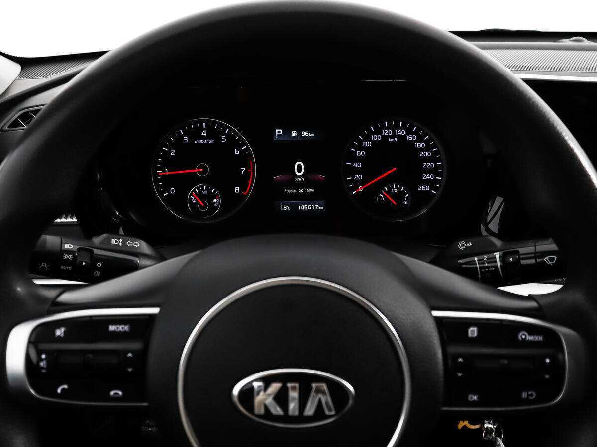 Купить Kia K5 с пробегом. Фото: #13