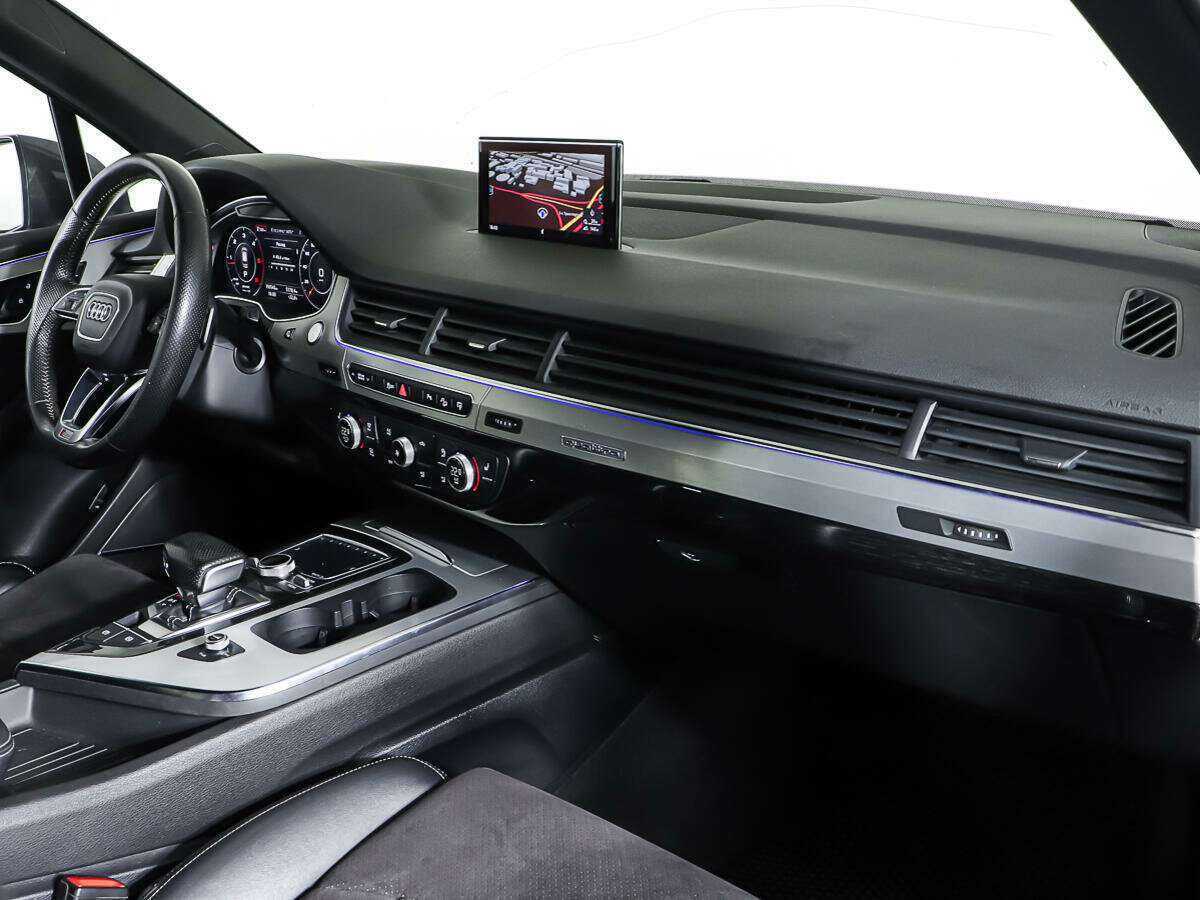 Купить Audi Q7 с пробегом. Фото: #10