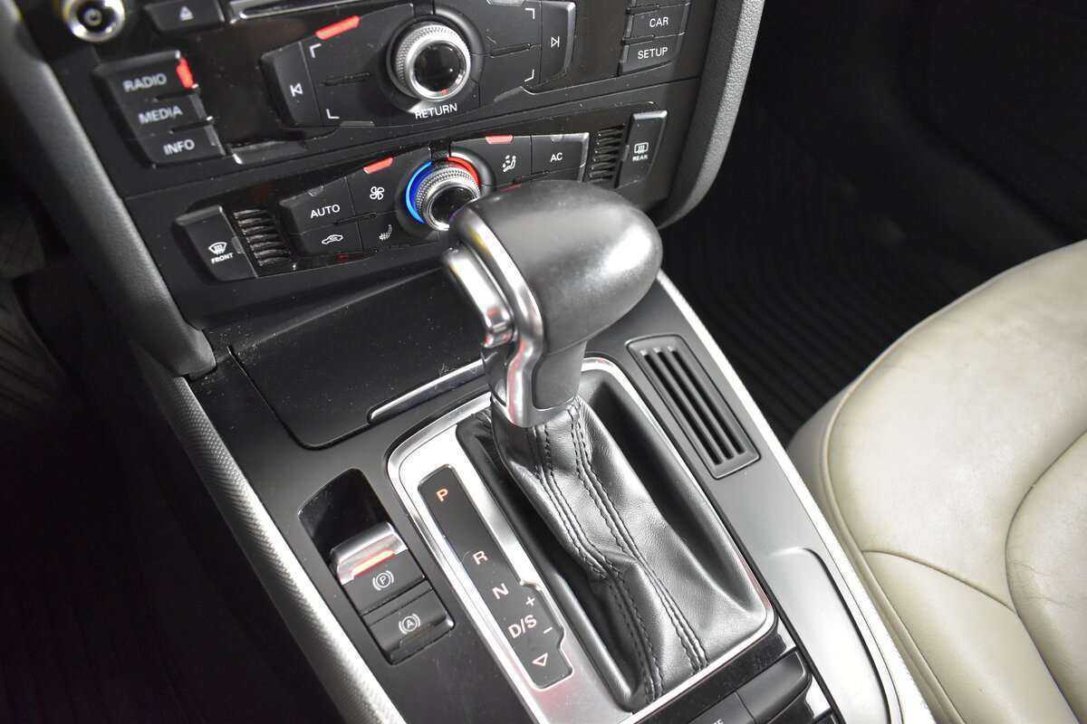 Купить Audi A4 с пробегом. Фото: #13