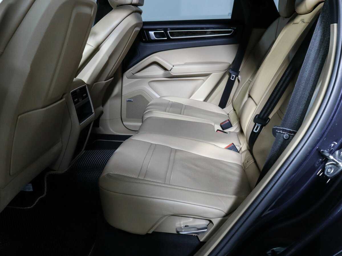 Купить Porsche Cayenne с пробегом. Фото: #6