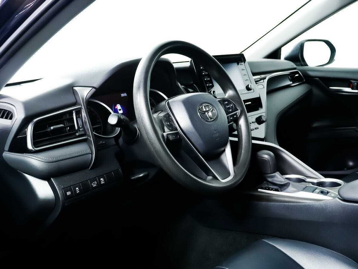 Купить Toyota Camry с пробегом. Фото: #12