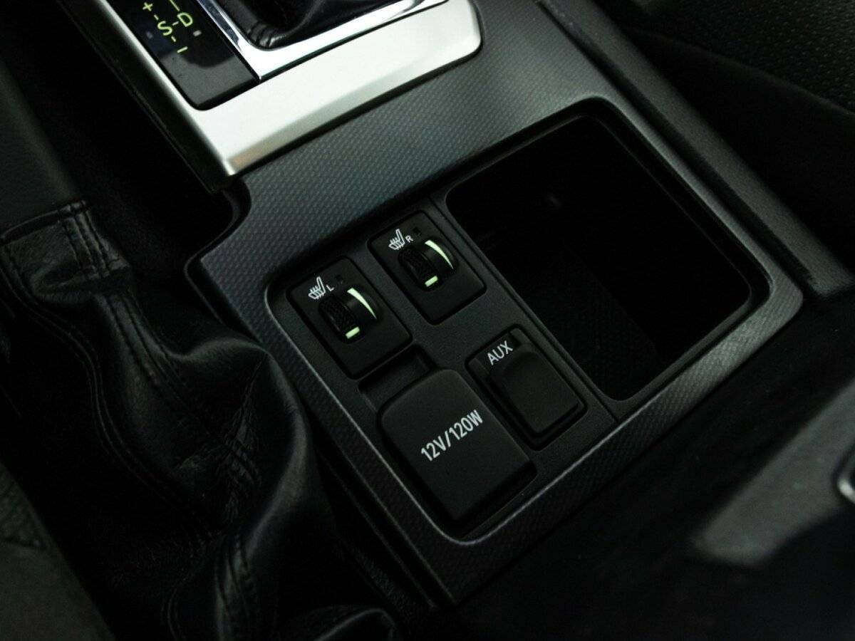 Купить Toyota Land Cruiser Prado с пробегом. Фото: #21