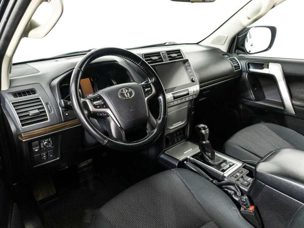 Купить Toyota Land Cruiser Prado с пробегом. Фото: #10