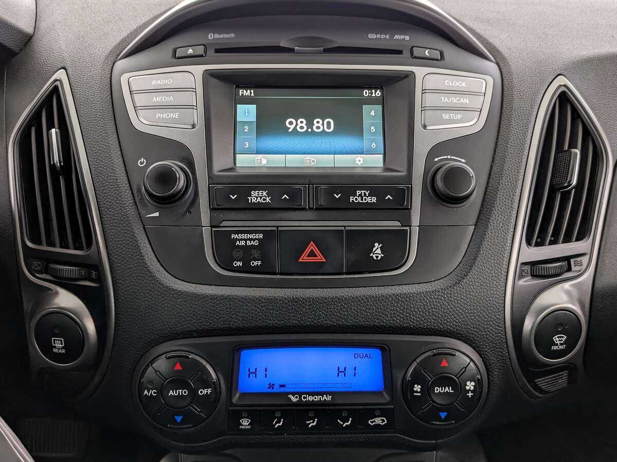 Купить Hyundai ix35 с пробегом. Фото: #16
