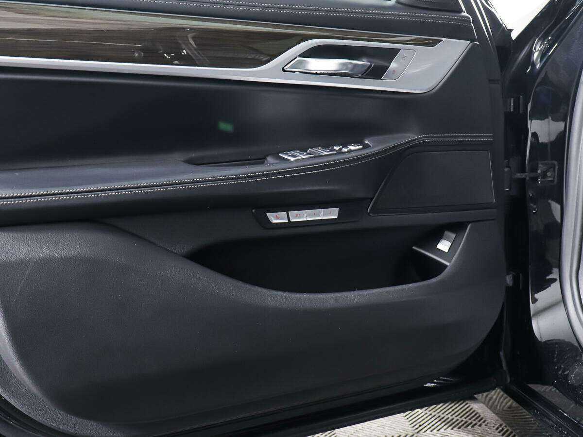 Купить BMW 7 серии с пробегом. Фото: #17