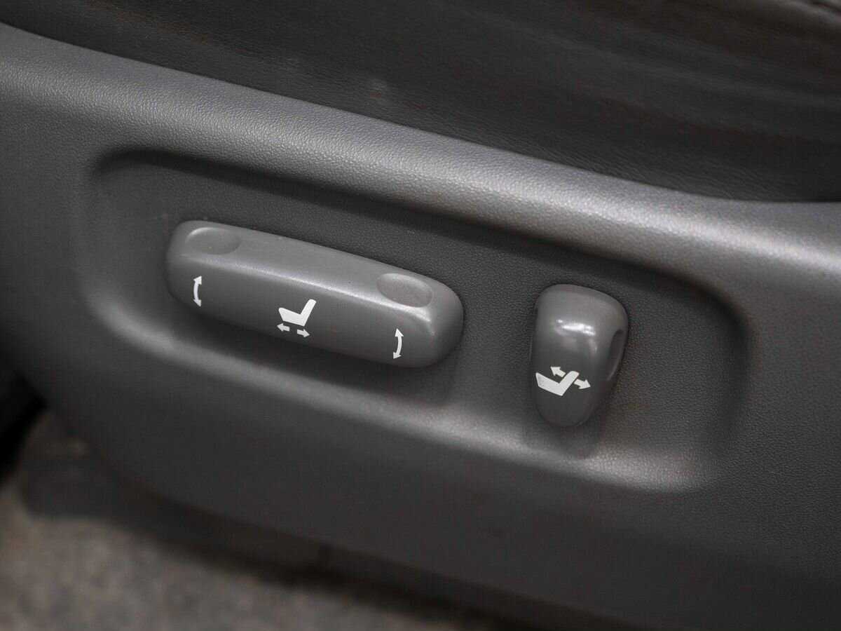 Купить Toyota Land Cruiser Prado с пробегом. Фото: #16