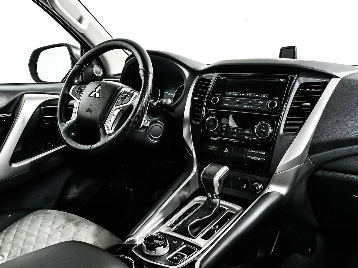 Купить Mitsubishi Pajero Sport с пробегом. Фото: #8