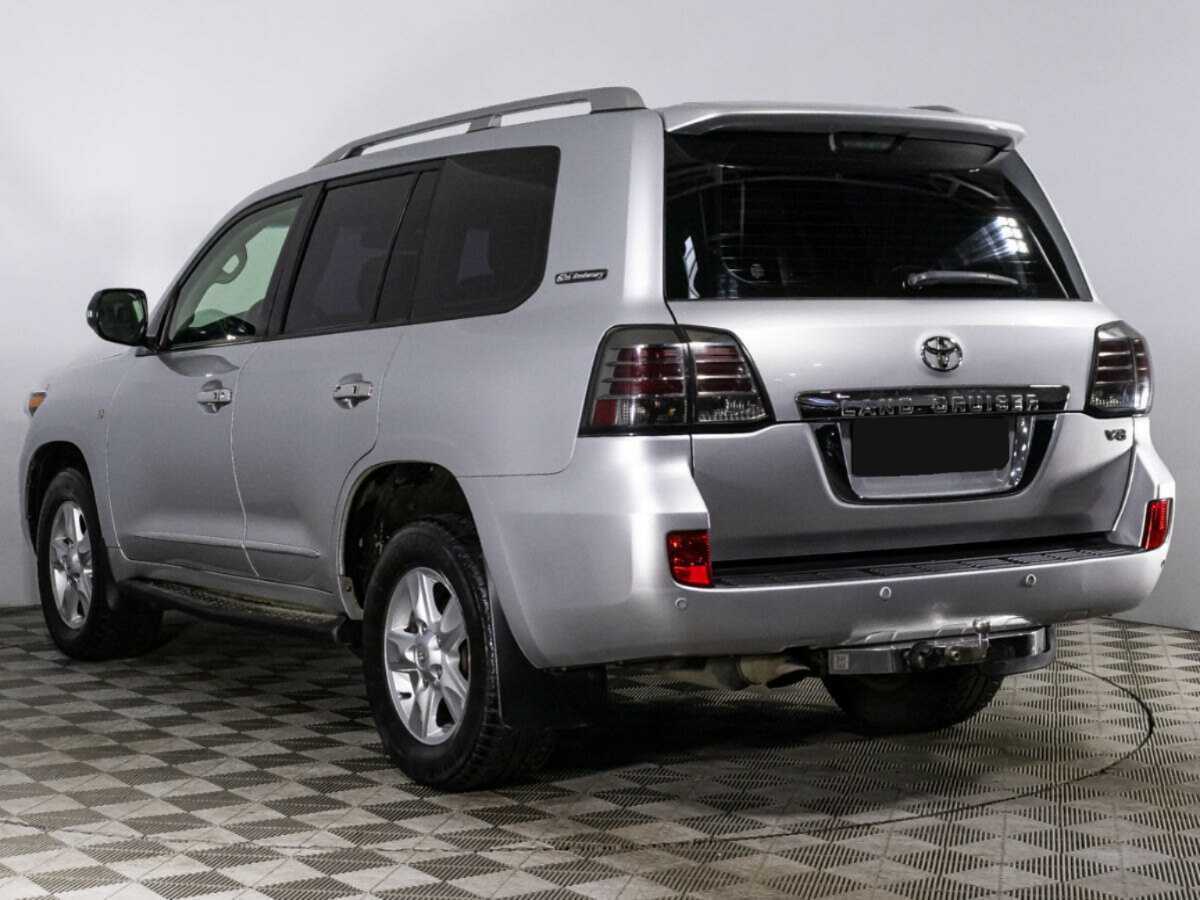 Купить Toyota Land Cruiser с пробегом. Фото: #5