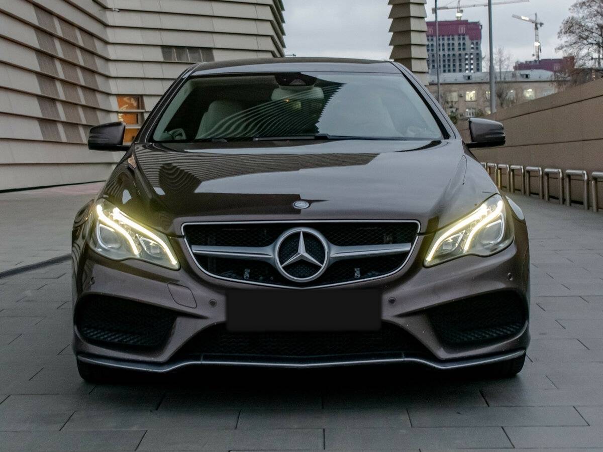 Купить Mercedes-Benz E-Класс с пробегом. Фото: #1