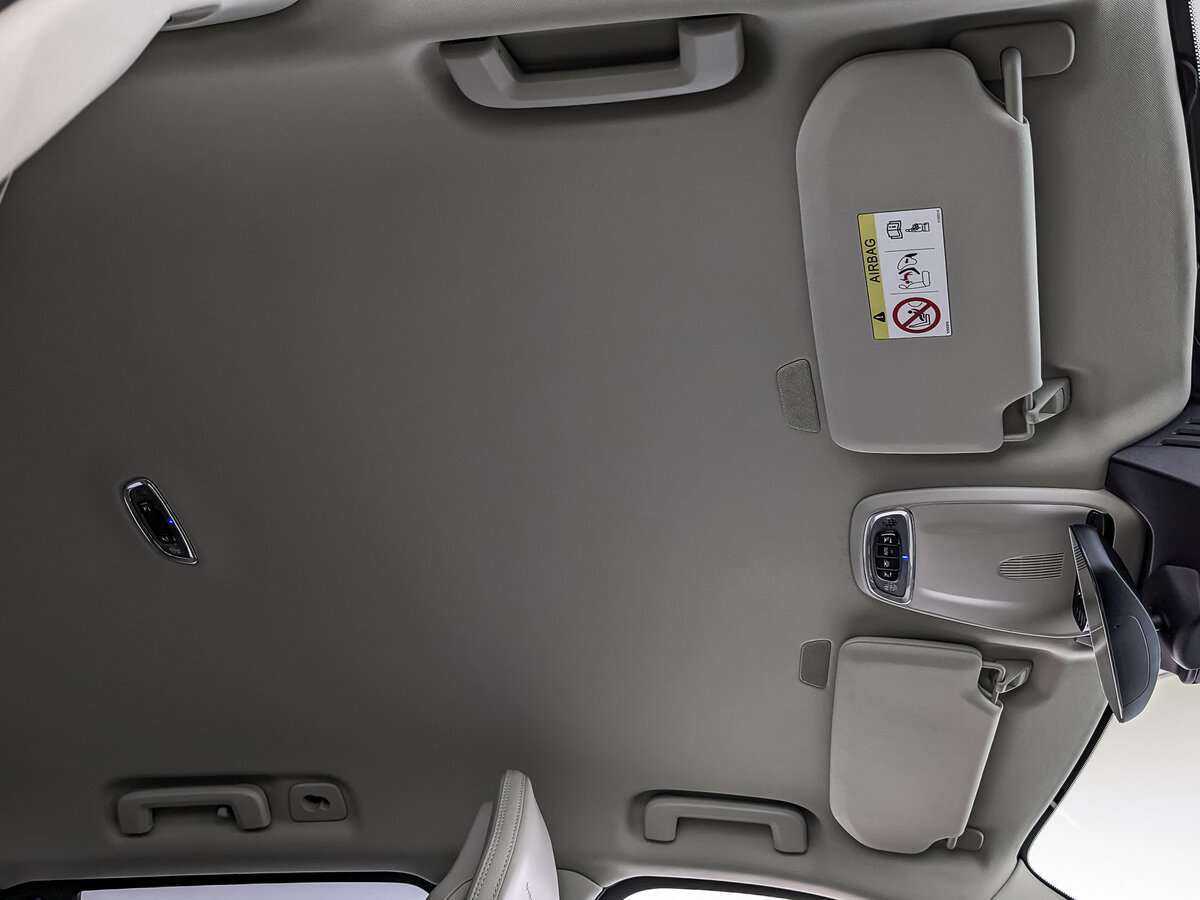 Купить Volvo XC90 с пробегом. Фото: #21