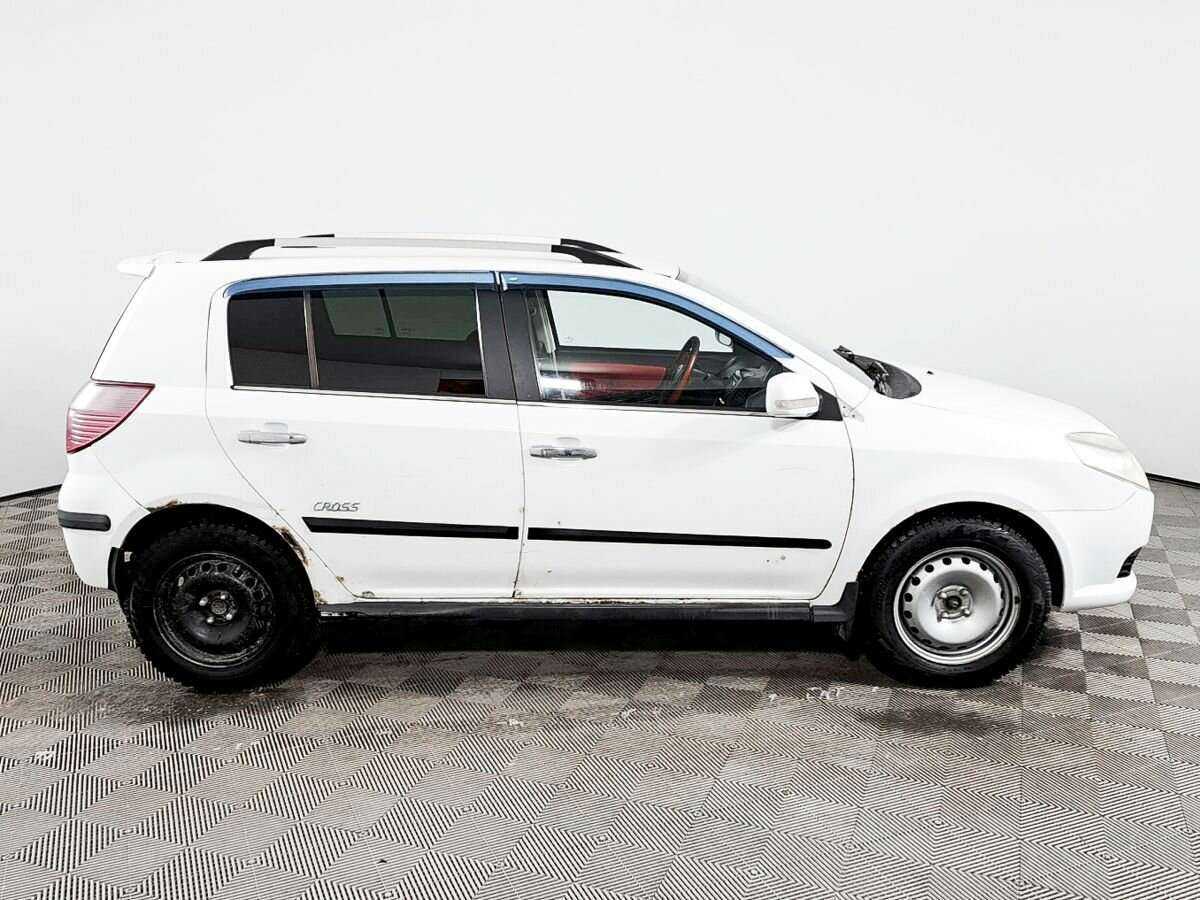 Купить Geely MK Cross с пробегом. Фото: #3