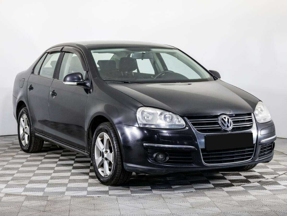 Купить Volkswagen Jetta с пробегом. Фото: #2