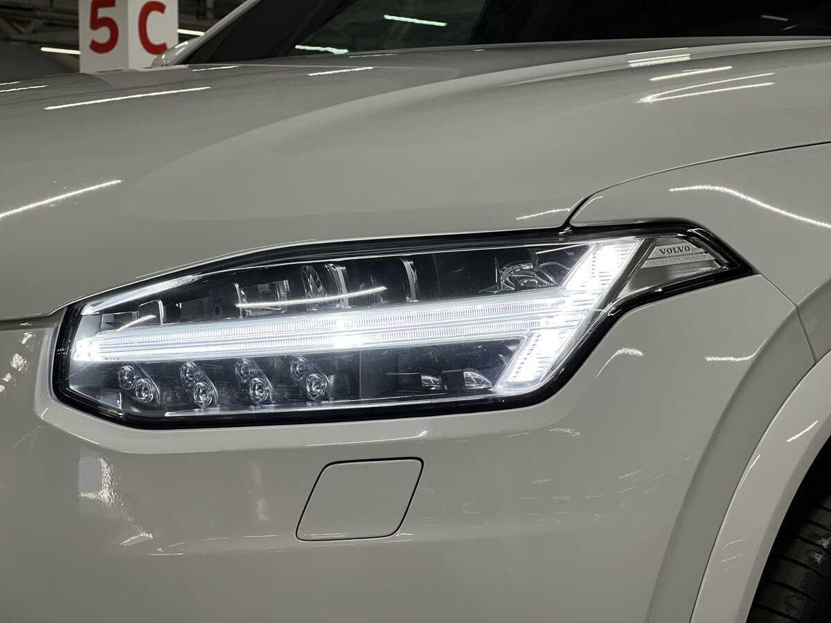 Купить Volvo XC90 с пробегом. Фото: #16