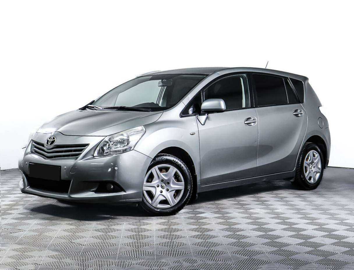 Купить Toyota Verso с пробегом. Посмотреть фото