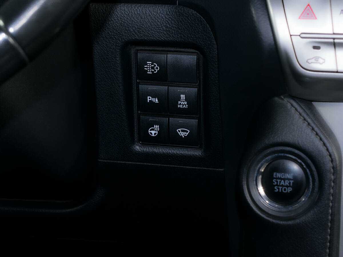 Купить Toyota Land Cruiser Prado с пробегом. Фото: #19