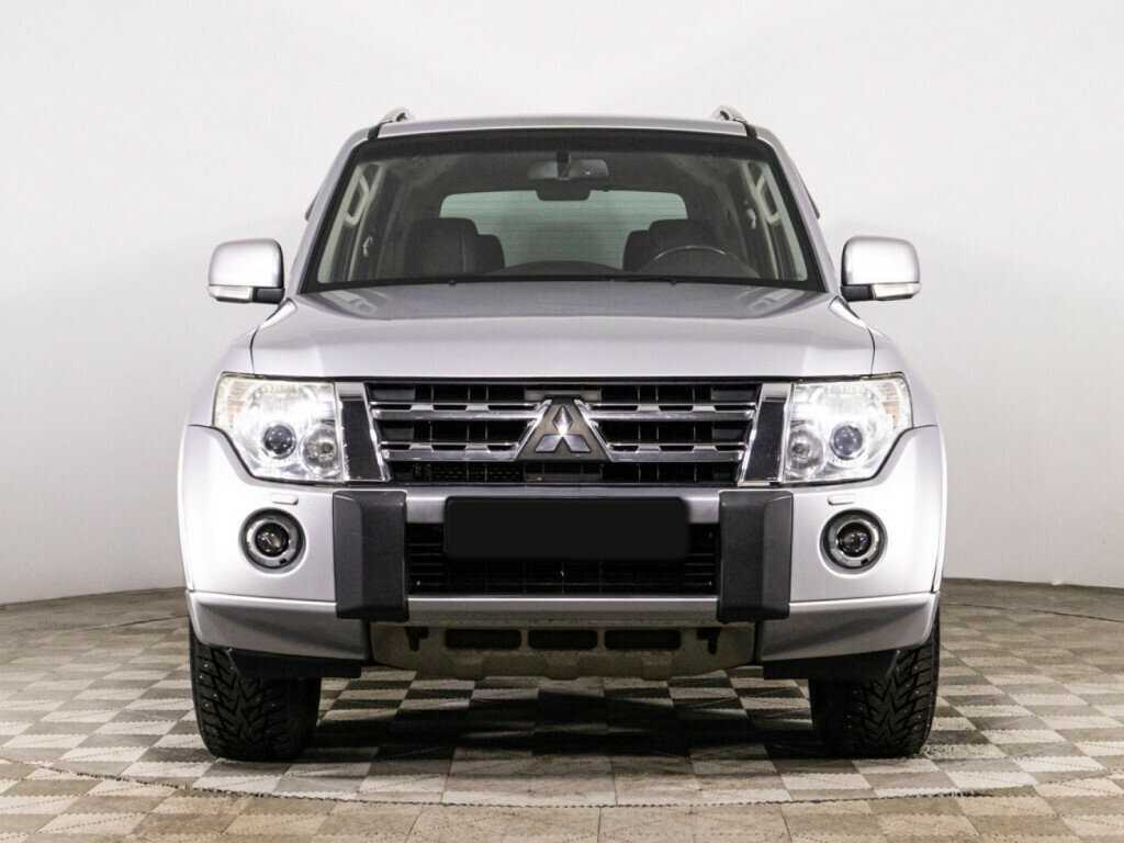 Купить Mitsubishi Pajero с пробегом. Фото: #1