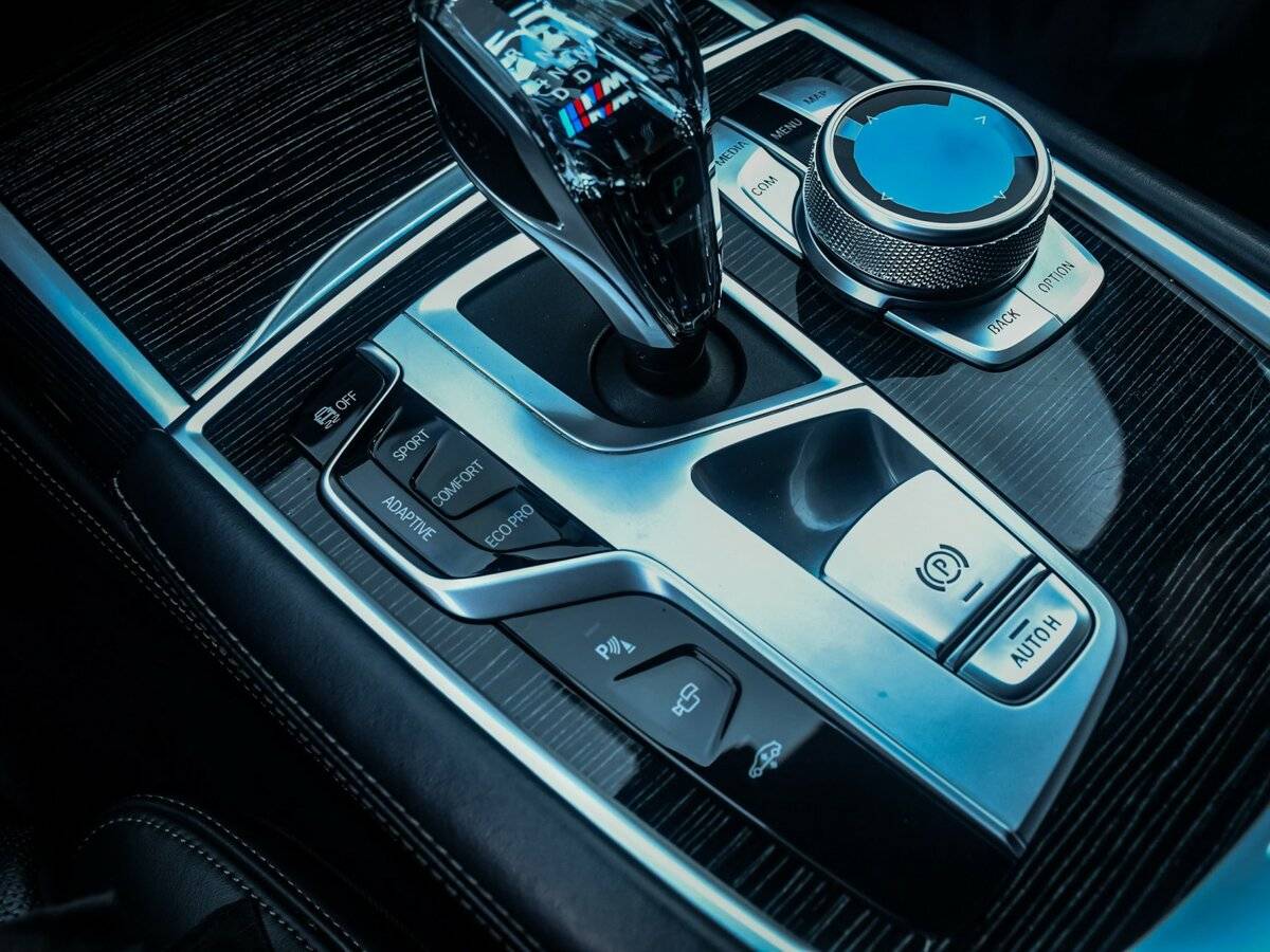 Купить BMW 7 серии с пробегом. Фото: #26