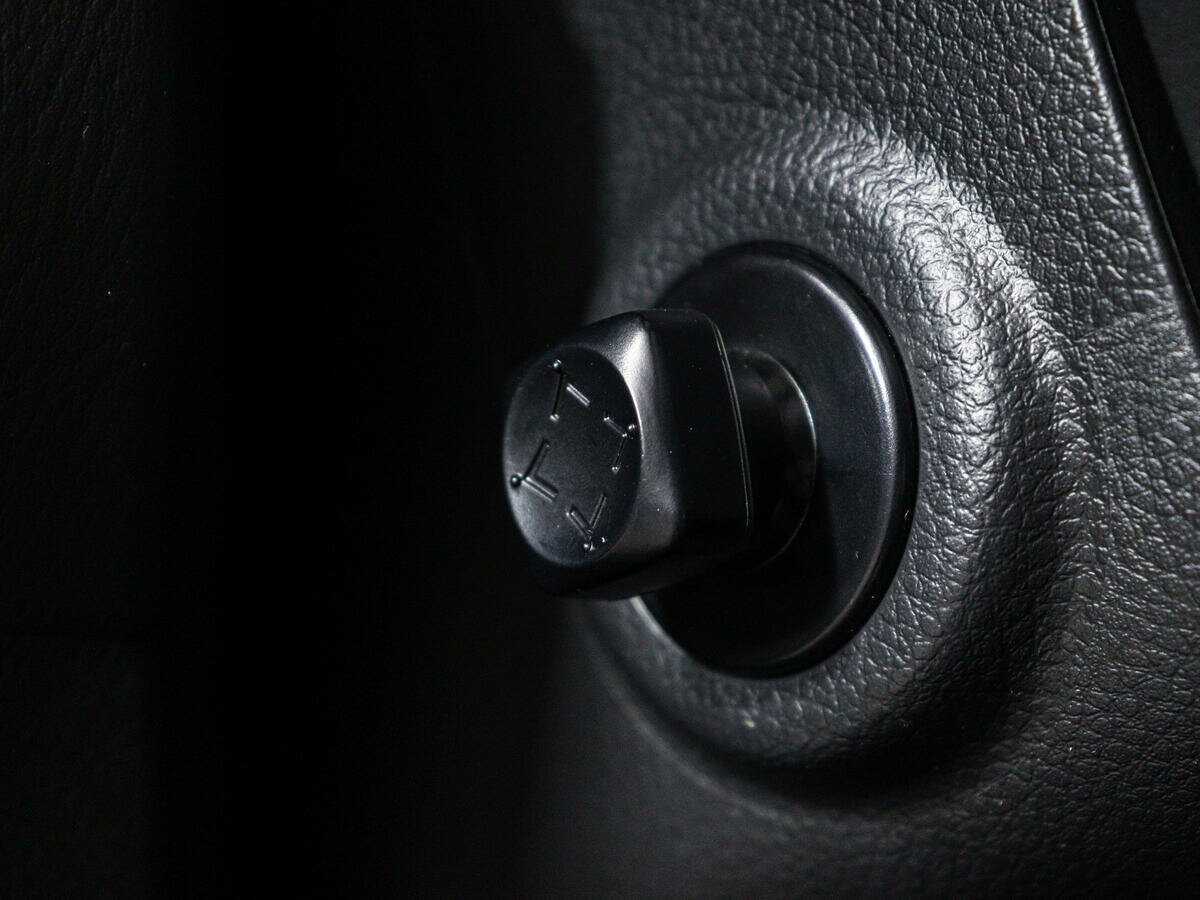 Купить Infiniti QX80 с пробегом. Фото: #25