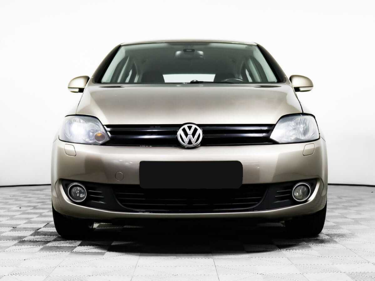 Купить Volkswagen Golf Plus с пробегом. Фото: #1