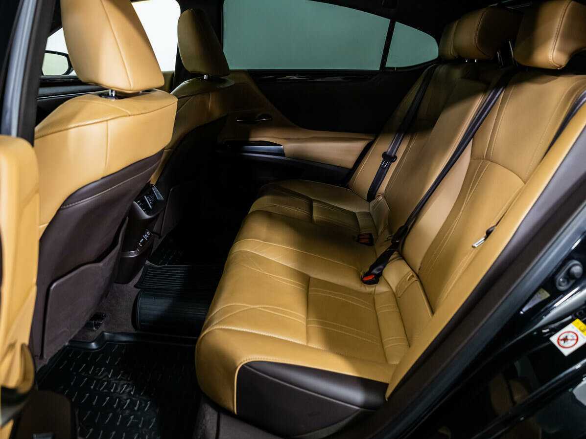 Купить Lexus ES с пробегом. Фото: #9