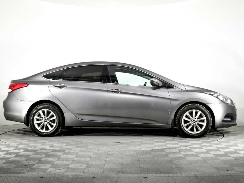 Купить Hyundai i40 с пробегом. Фото: #3