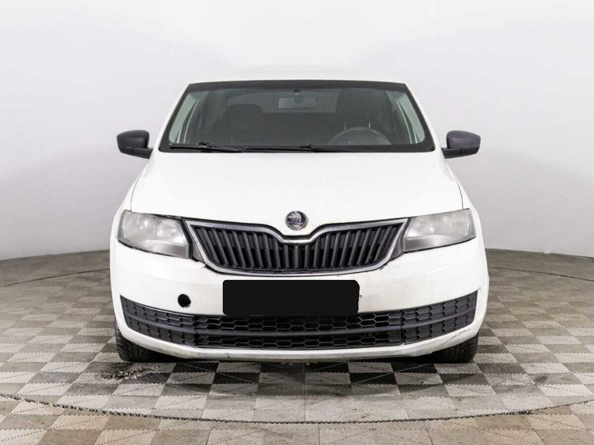 Купить Skoda Rapid с пробегом. Посмотреть фото