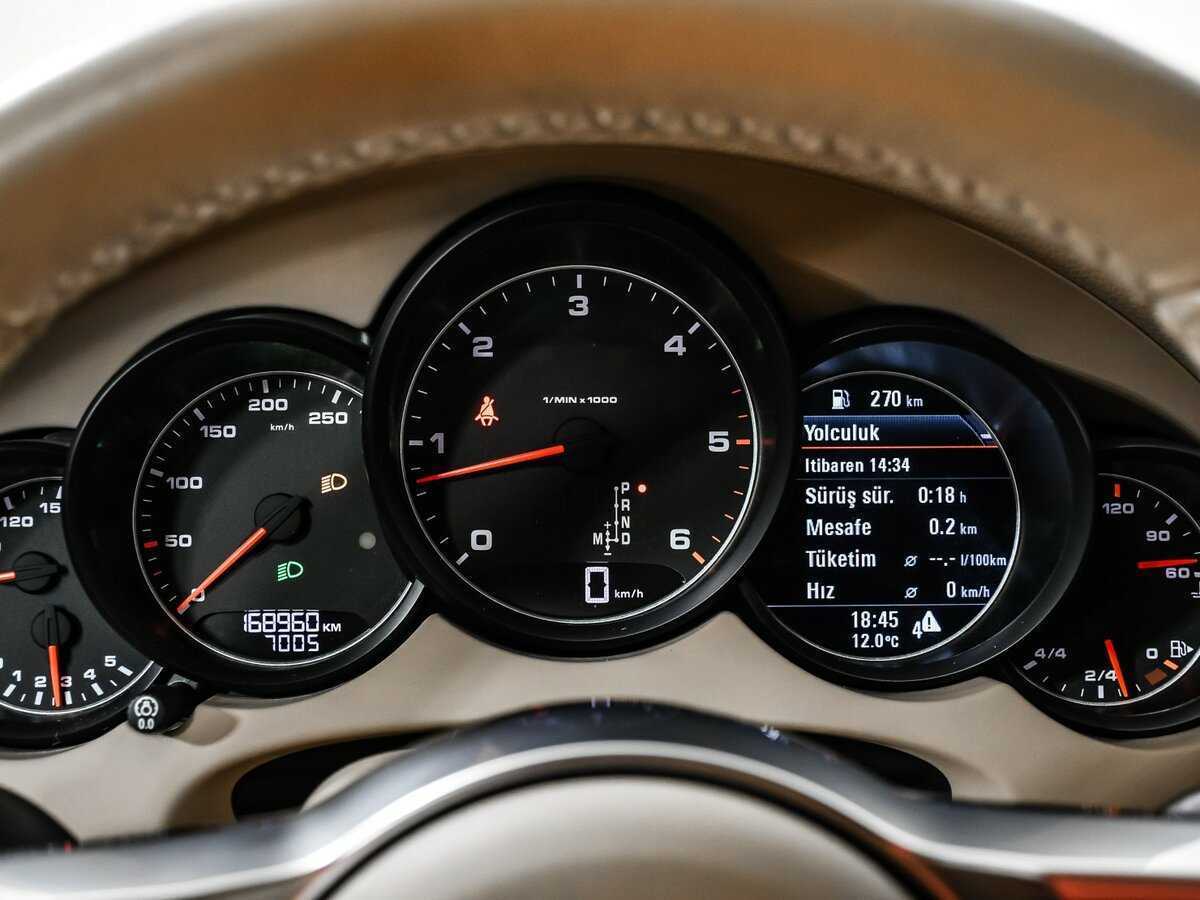 Купить Porsche Cayenne с пробегом. Фото: #9