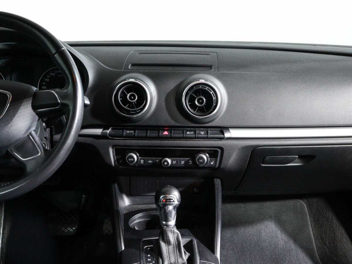 Купить Audi A3 с пробегом. Фото: #12