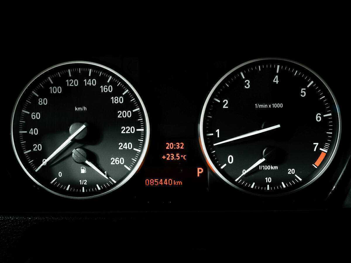 Купить BMW X1 с пробегом. Фото: #9