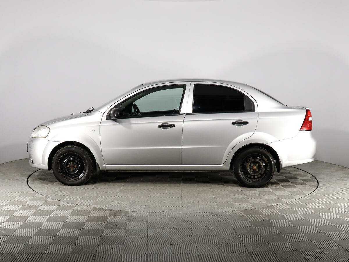Купить Chevrolet Aveo с пробегом. Фото: #3